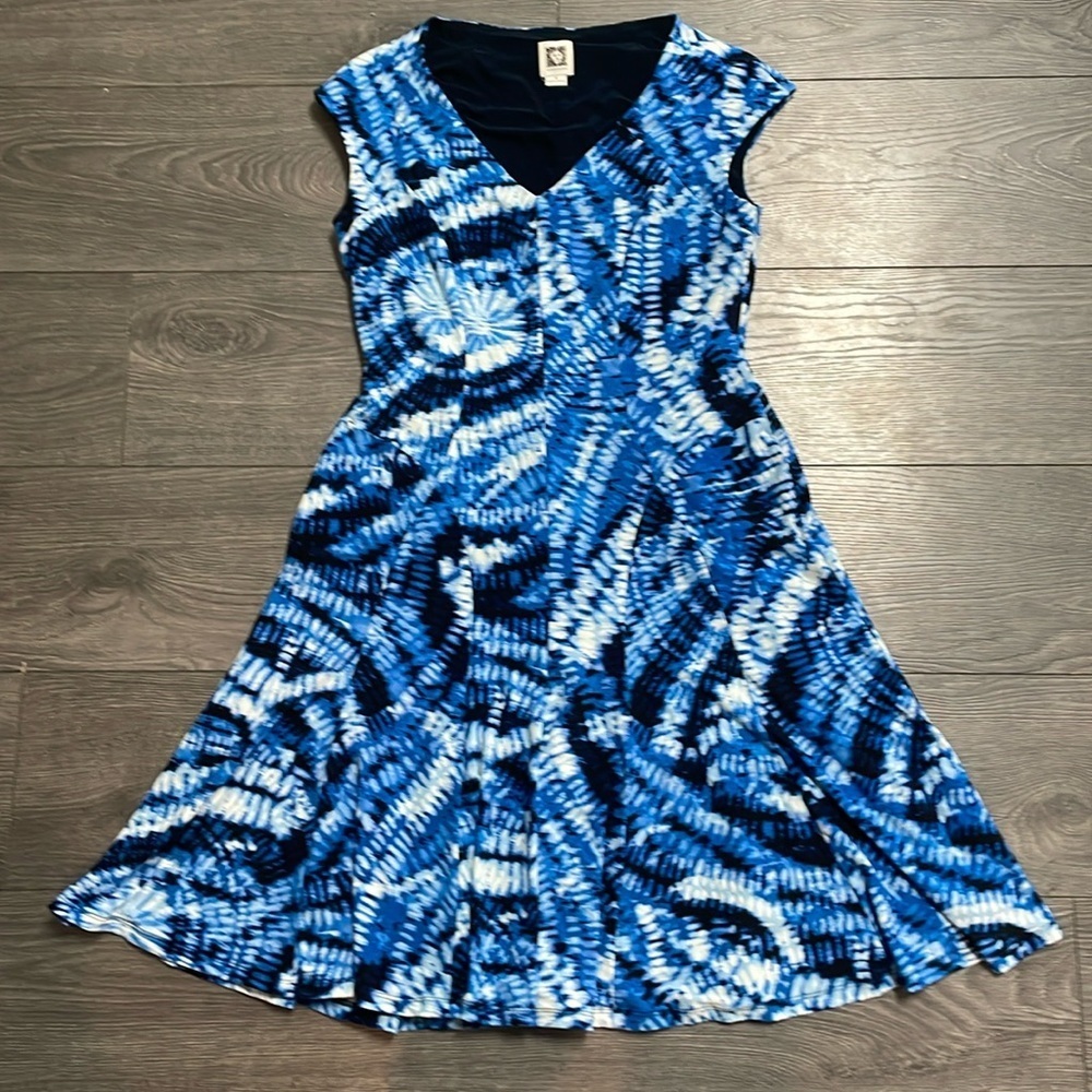 👗 Anne Klein Fit and Flare Sleeveless Dress Womens size 4